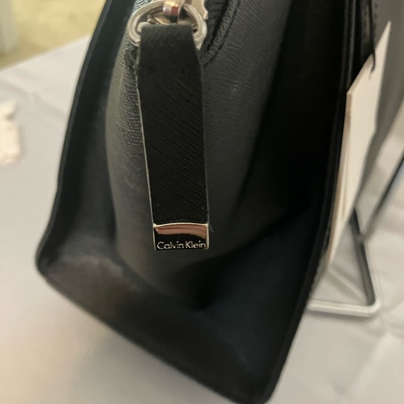 Black Calvin Klein Purse - Picture 4 of 9